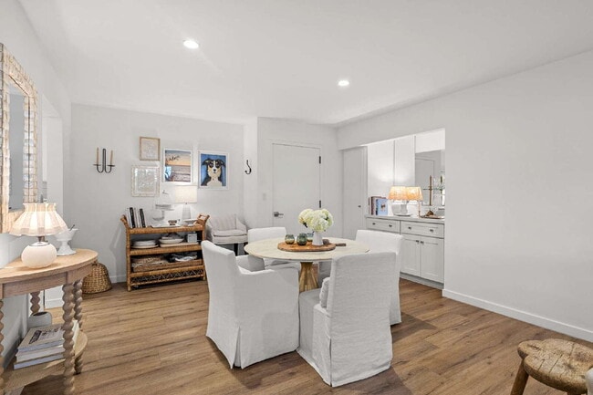 Building Photo - Waterfront Lifestyle Living