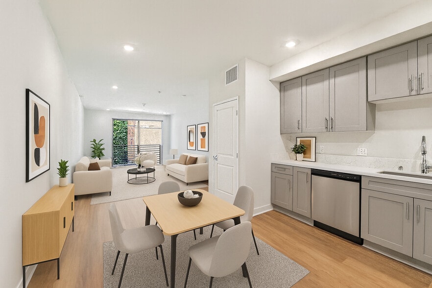 Primary Photo - 748 S Irolo