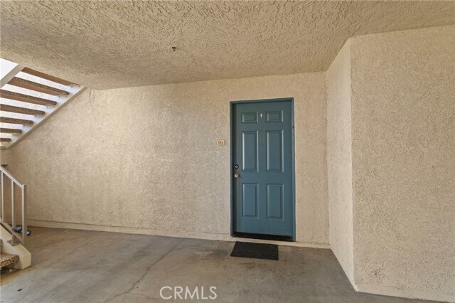 Building Photo - 1005 Vista Del Cerro Dr