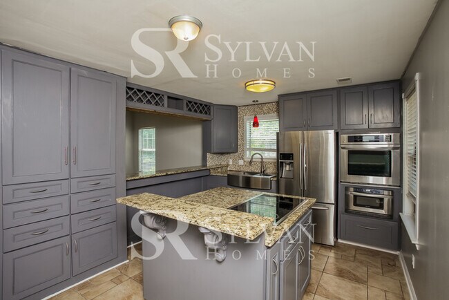 Building Photo - 5 Wheatstone