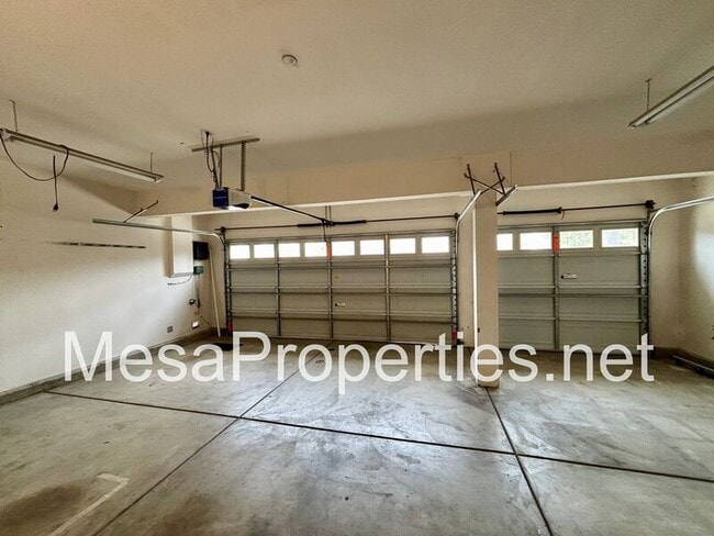 Building Photo - 15471 American Way