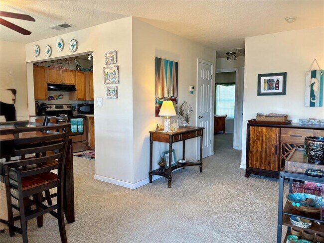 Building Photo - 5184 Beach Dr SE