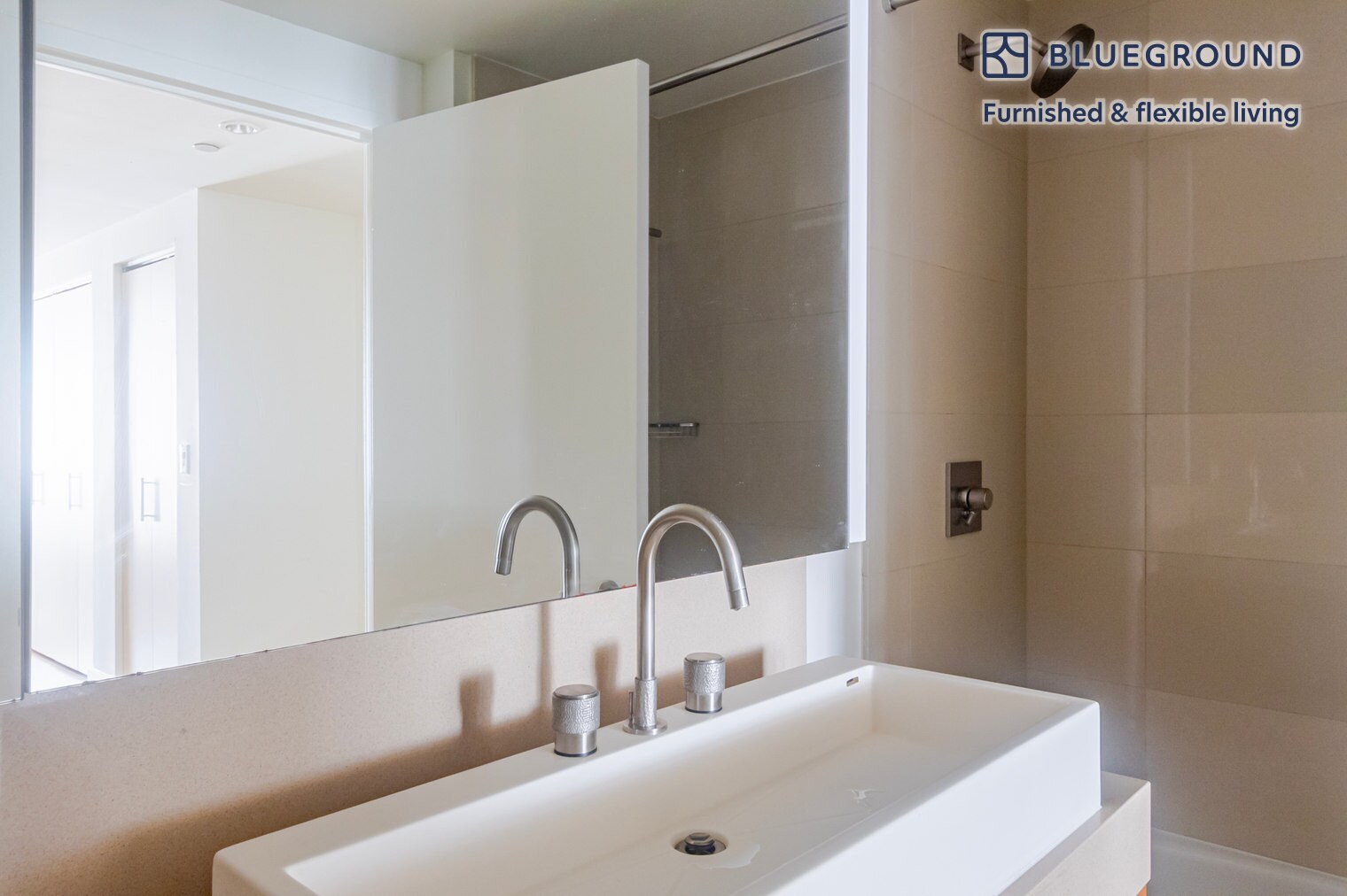 Building Photo - 450 W 17th St