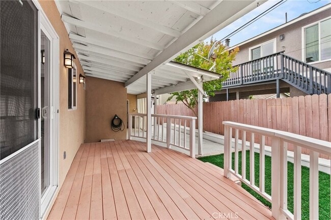 Building Photo - 126 Capistrano Ave