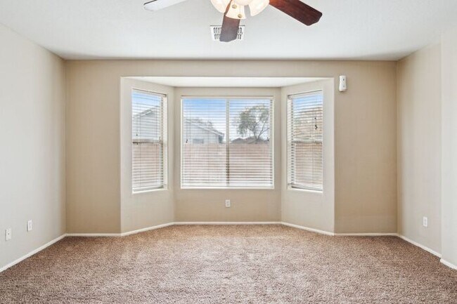 Building Photo - 2159 W Jasper Butte Dr