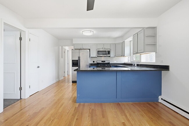 Building Photo - 2726 N Nordica Ave
