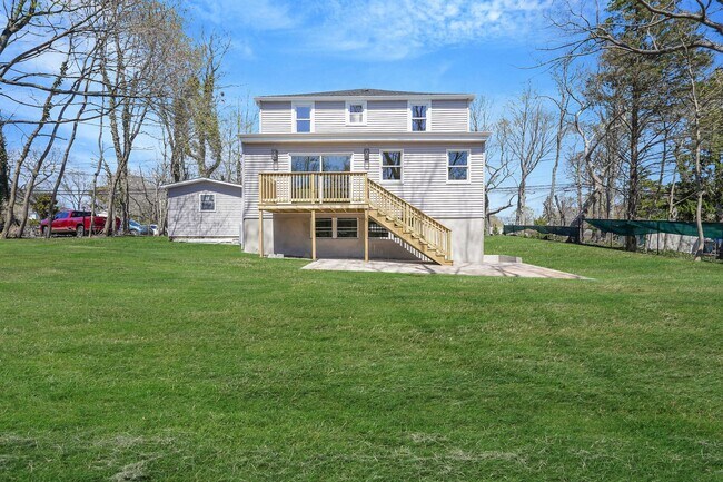 Building Photo - 2939 N Wading River Rd
