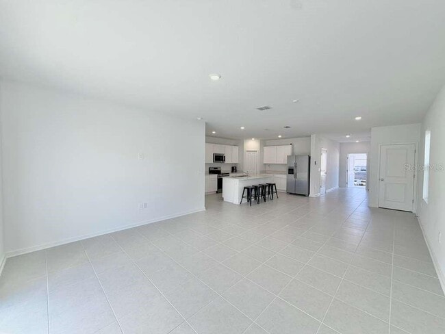 Building Photo - 3638 Hardman Dr