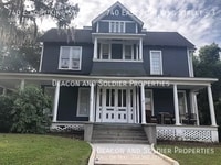 Building Photo - 740 E Fort King St