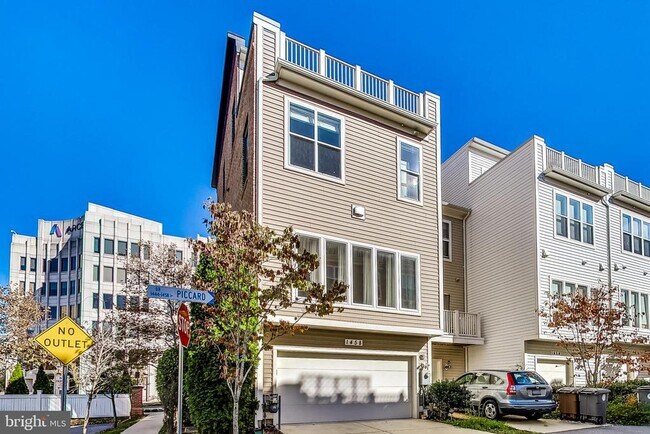 Building Photo - 1458 Piccard Dr