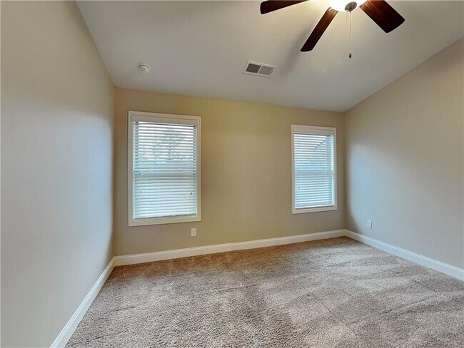 Building Photo - 409 Trickum Hill Dr