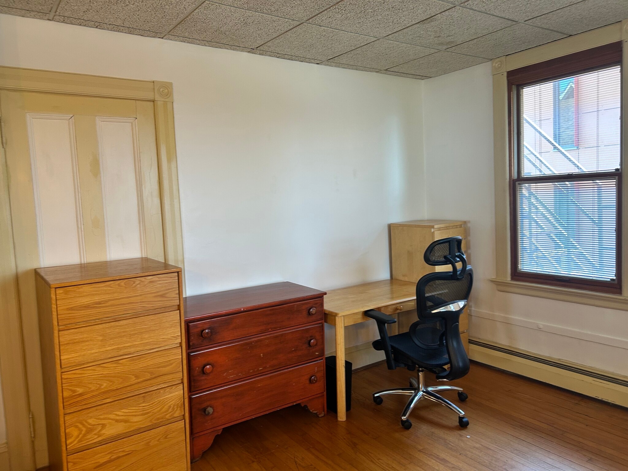 Building Photo - 127 College Ave