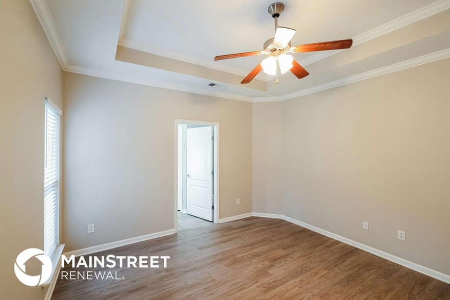 Building Photo - 12879 Woodland Park Cir