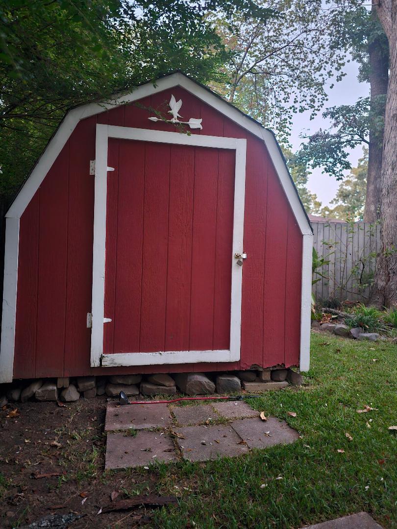 Building Photo - 8013 Oak Ridge Rd