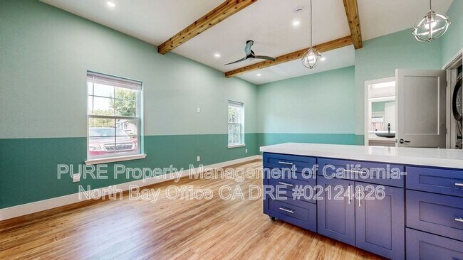 Building Photo - 2310 Wicket Ave