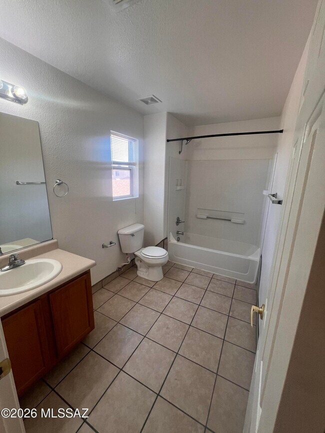 Building Photo - 6110 S Earp Wash Ln