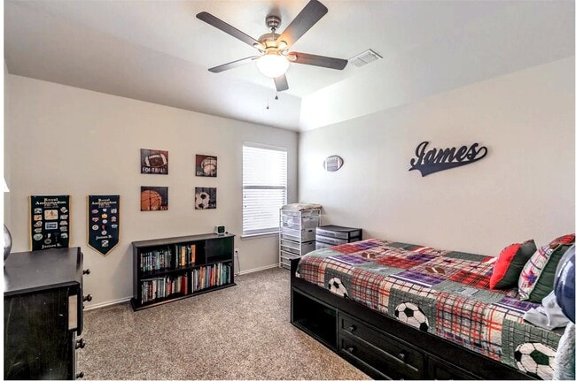 Building Photo - 3006 Pinecrest Dr