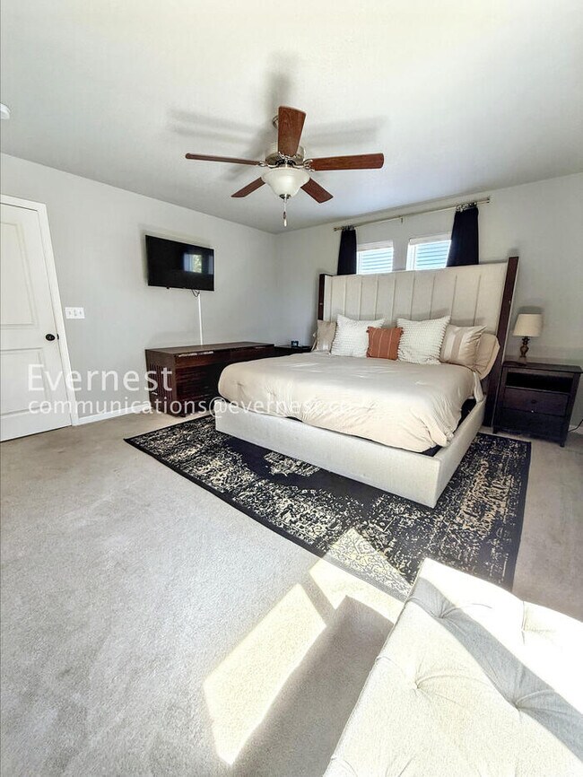 Building Photo - 1123 Huntington Ave