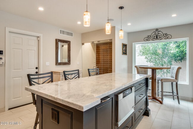 Building Photo - 10675 E Cinnabar Ave