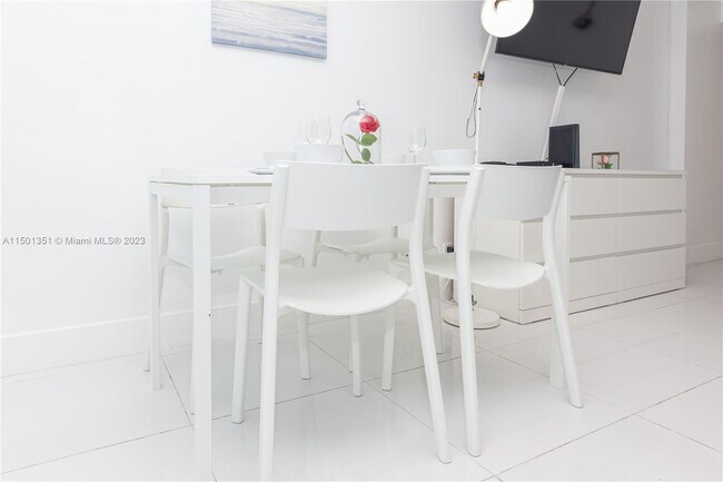 Building Photo - 5445 Collins Ave