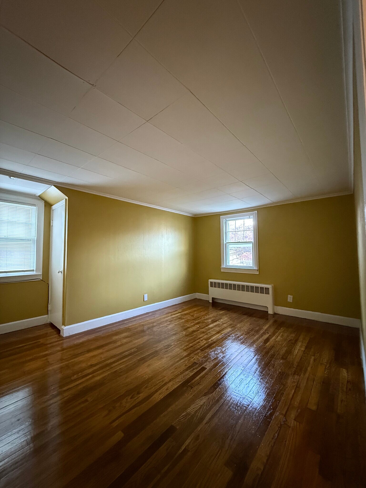 Building Photo - 214 Columbia St