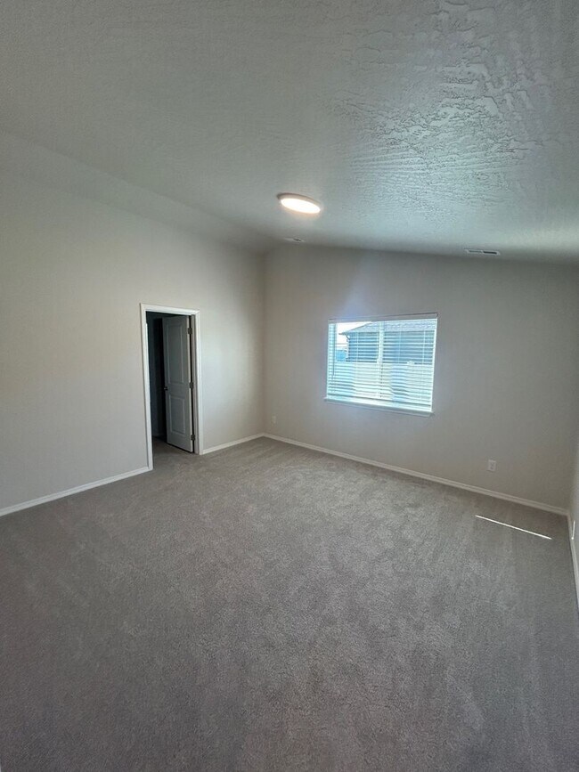 Building Photo - New Construction 3 bedroom 2 bath home for rent in The Hollice Woods!