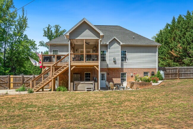 Building Photo - Furnished Pet Friendly Rental in Davie County with Flexible Lease Length!