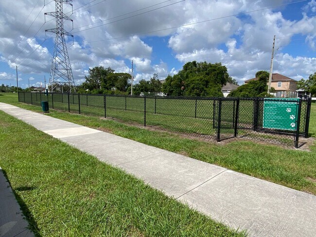 Building Photo - 3/2.5 Townhome near Orlando Airport