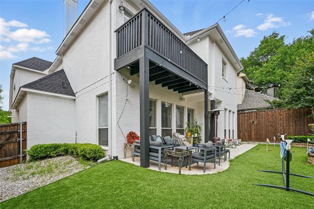 Building Photo - 205 Tuscany Ct
