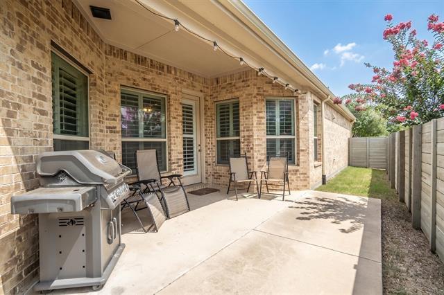 Building Photo - 840 Parkside Dr