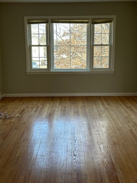 Building Photo - 21909 Snow Ave