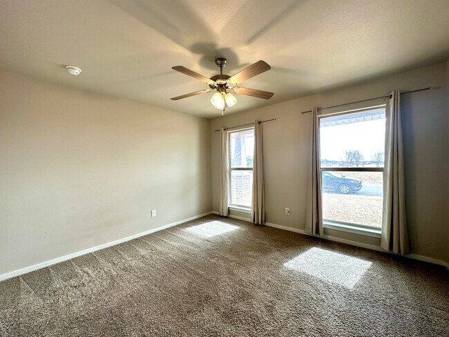 Building Photo - 7526 31st Pl