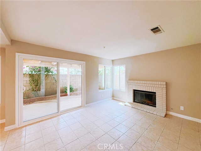 Building Photo - 15965 Peach Tree Ln