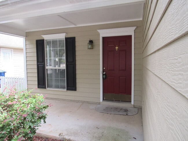 Primary Photo - 1011 Wyndham Ln