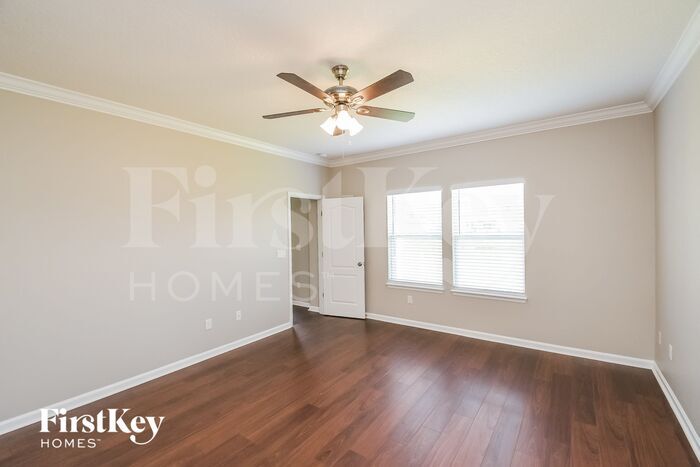 Building Photo - 15745 Rachel Creek Dr