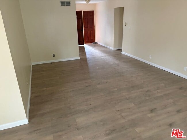 Building Photo - 20477 Mayall St