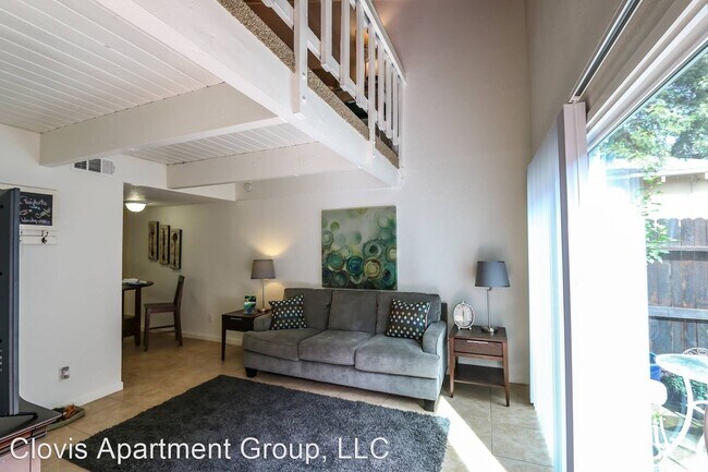 Building Photo - 1099 Sylmar Ave