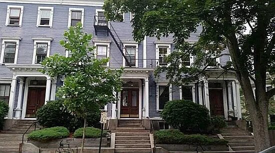 Building Photo - 182 Bowen St