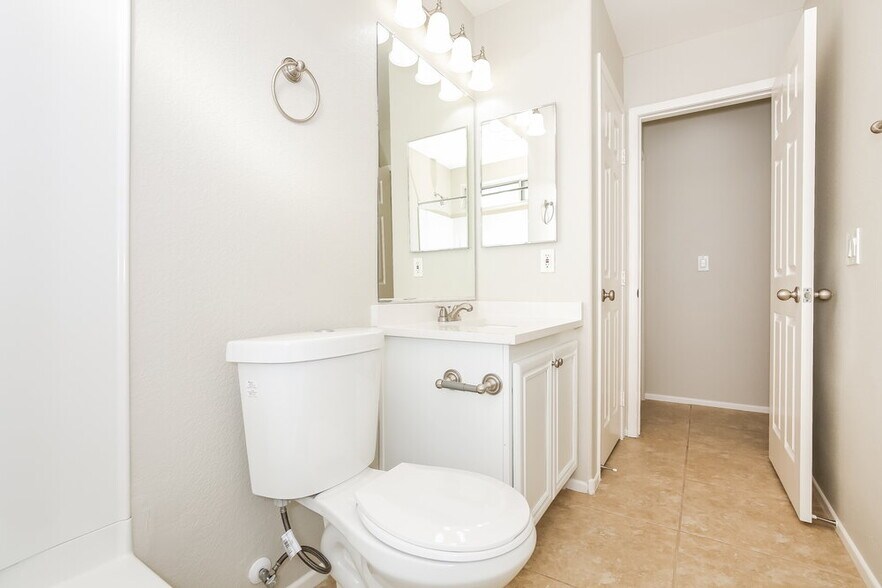 Building Photo - 3029 Hartley Cove Ave