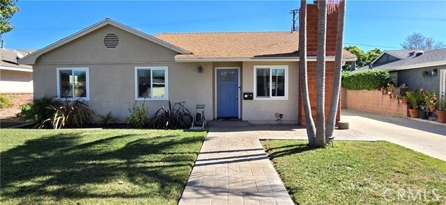 Building Photo - 3244 Hackett Ave