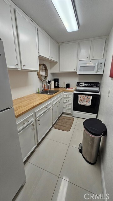 Building Photo - 2857 N Los Felices Rd