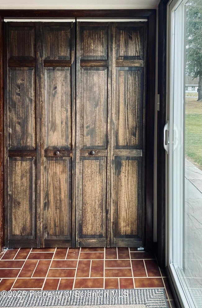 Building Photo - 15 Glenn Ave