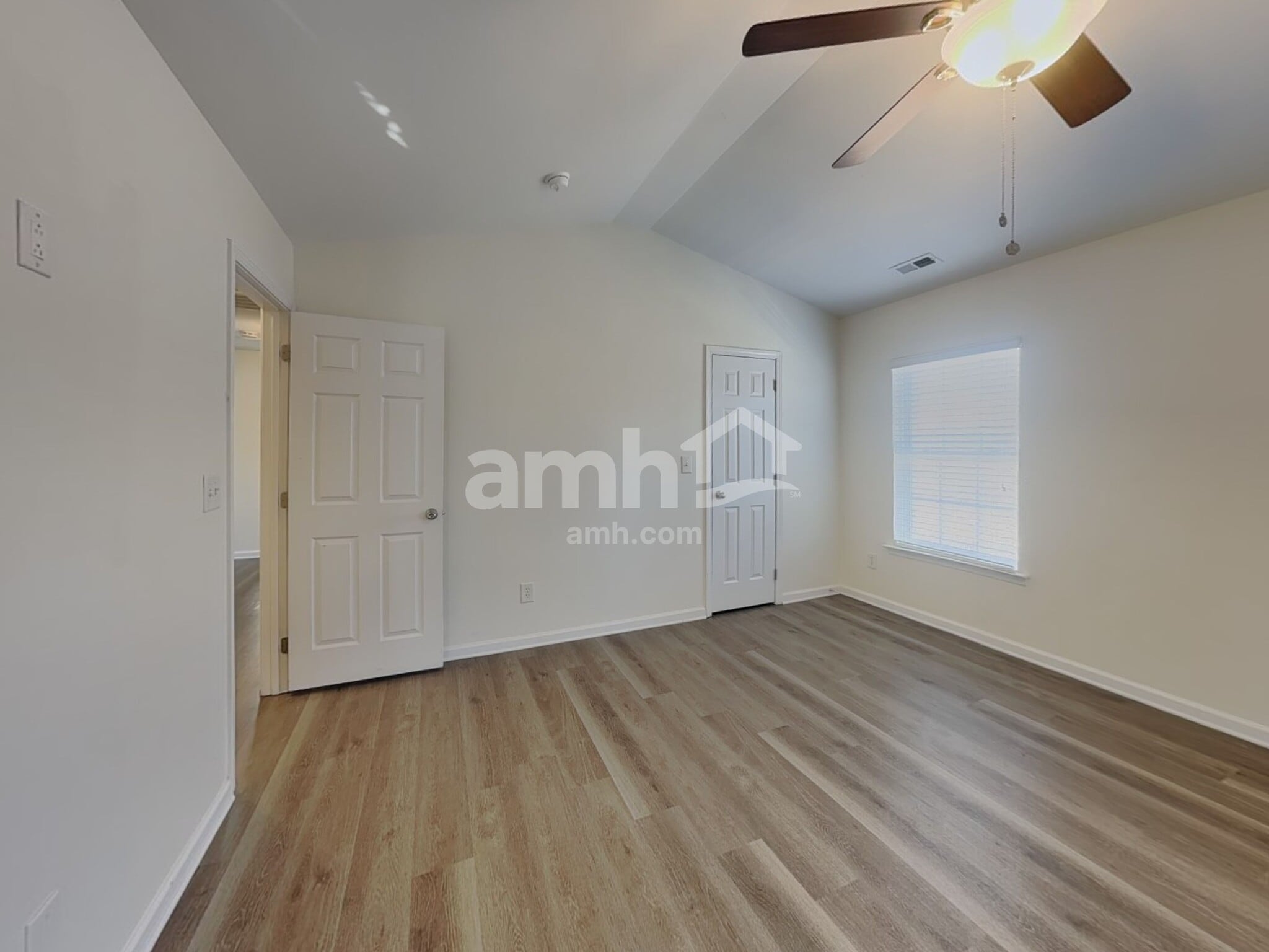 Building Photo - 10339 Samuels Way Dr