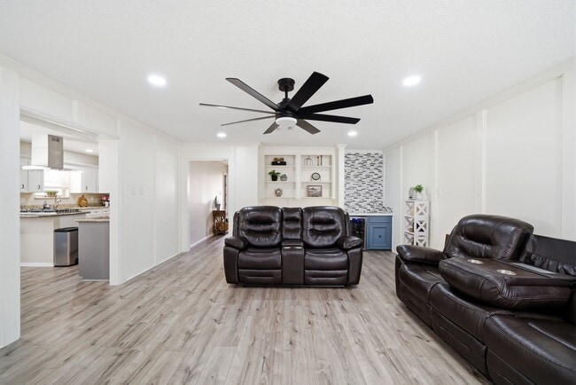 Building Photo - 12935 Belgrave Dr