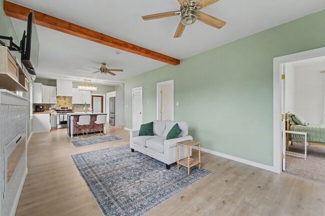 Building Photo - Beautifully Remodeled 3-Bedroom Home with Modern Upgrades