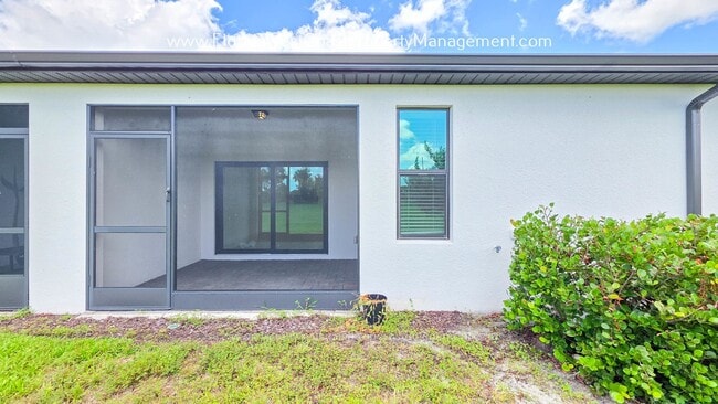 Building Photo - 6467 Silverstar Dr