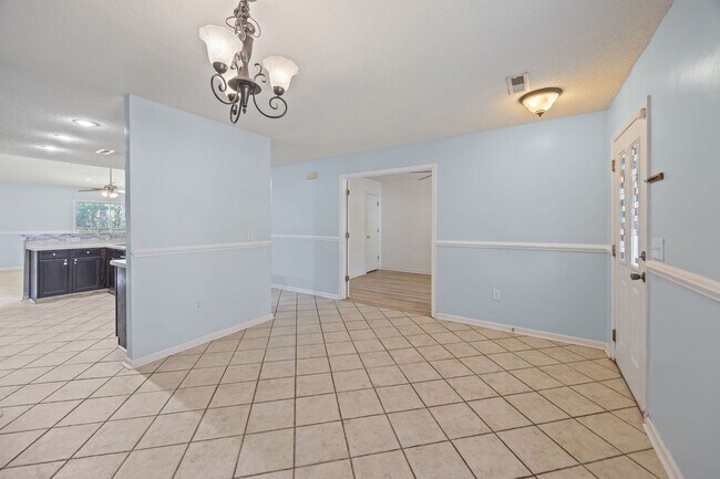 Building Photo - Charming Ranch-Style Home in Wescott Plantation | 4 BD | 2 BA | 1,831 SqFt