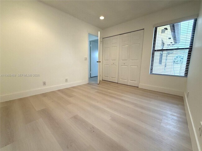 Building Photo - 2159 Baton Rouge