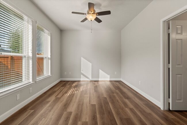 Building Photo - 3505 Cedar Prairie Dr