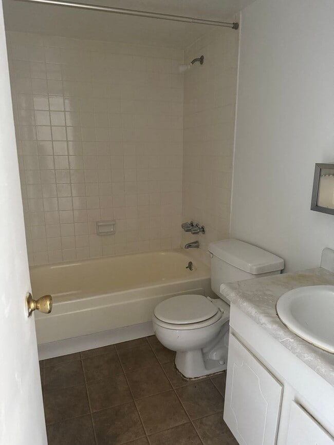 Building Photo - 5317-K103 Curry Ford Road, Orlando